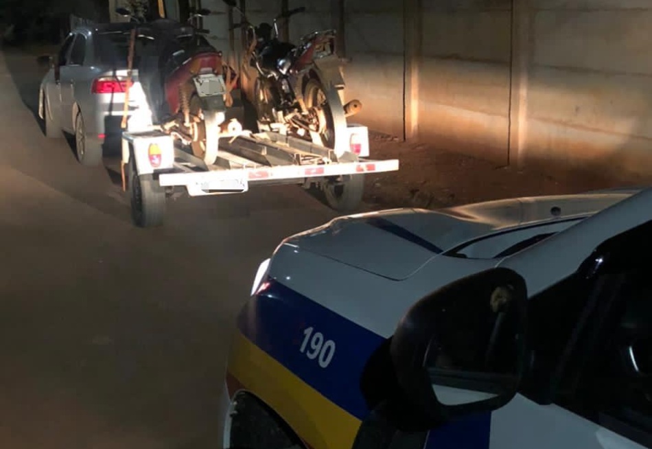 Polícia Militar apreende motos que perturbavam a ordem no Distrito de Ibitira