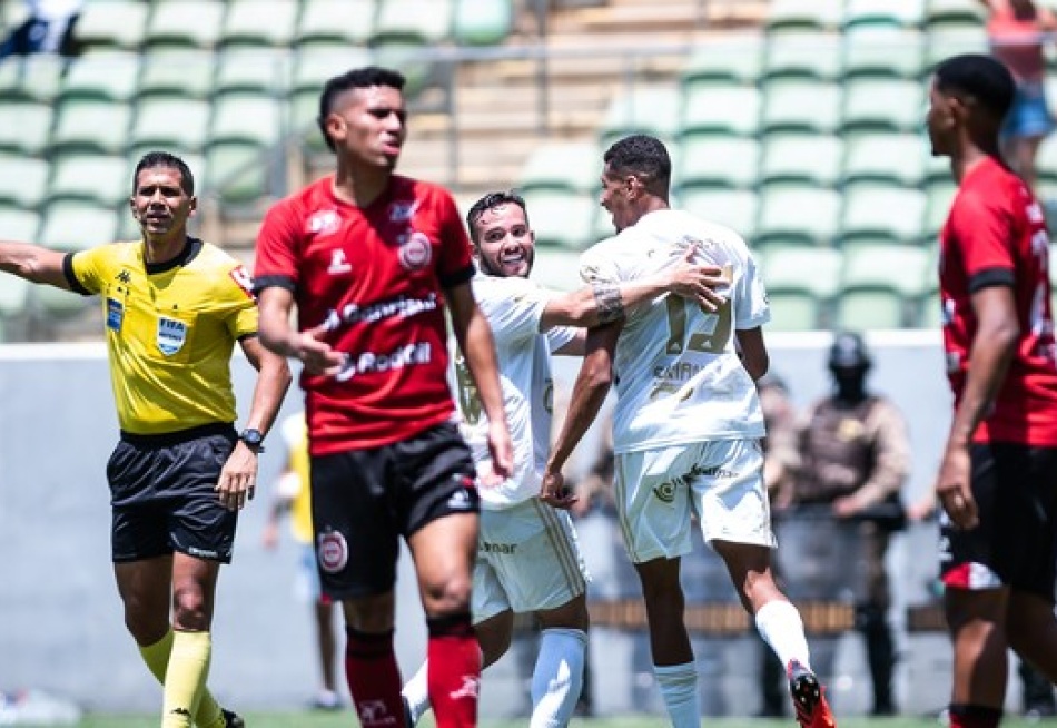 Cruzeiro vence o Brasil de Pelotas e se distancia da zona de rebaixamento