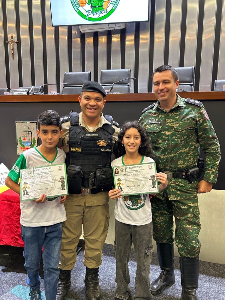 Pará de Minas – Polícia Militar de Meio Ambiente Realiza Formatura do PROGEA com Escolas Municipais