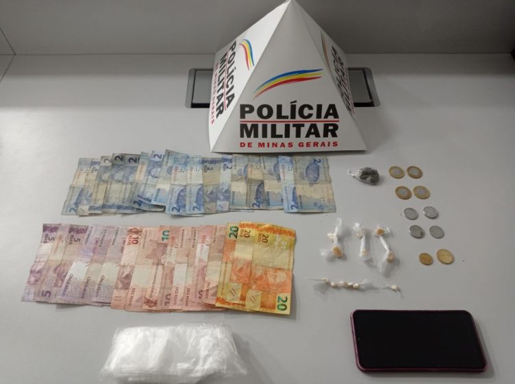 PM apreende drogas no bairro Padre Libério.