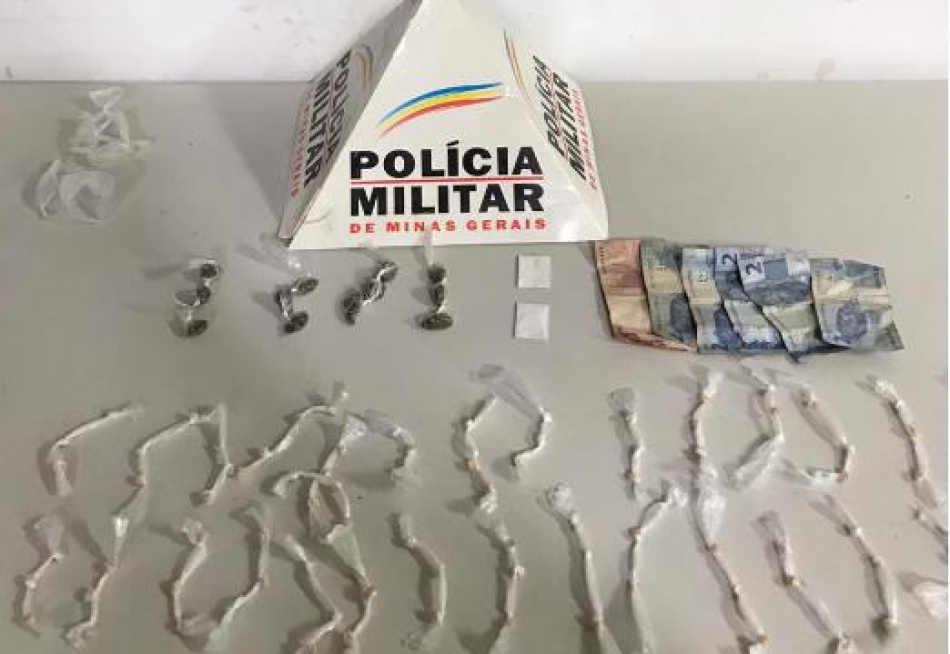 PM apreende drogas em Nova Serrana
