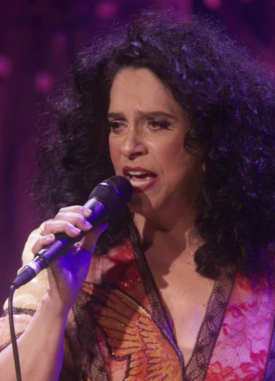 Gal Costa faz 75 anos e comemora data com live