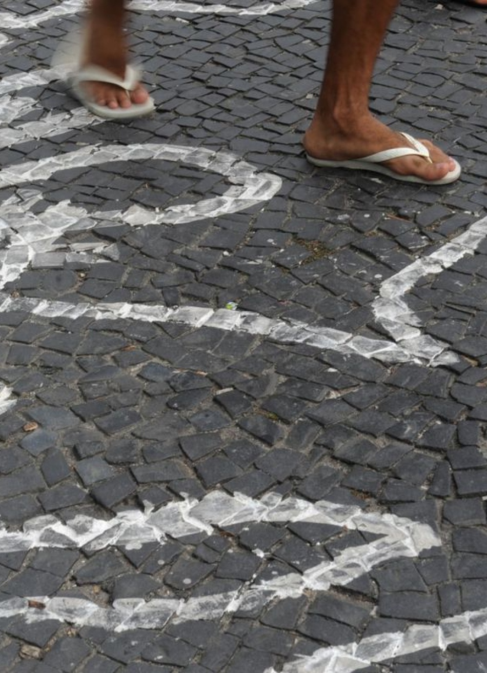 Menor de 16 anos é morto a tiros no bairro Santos Dumont