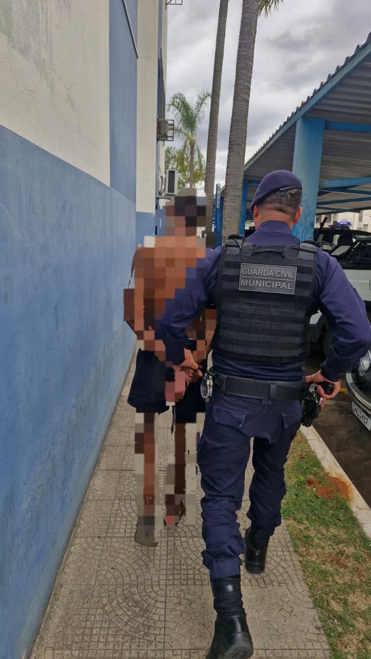Homem é preso por violência doméstica no bairro Veredas da Serra