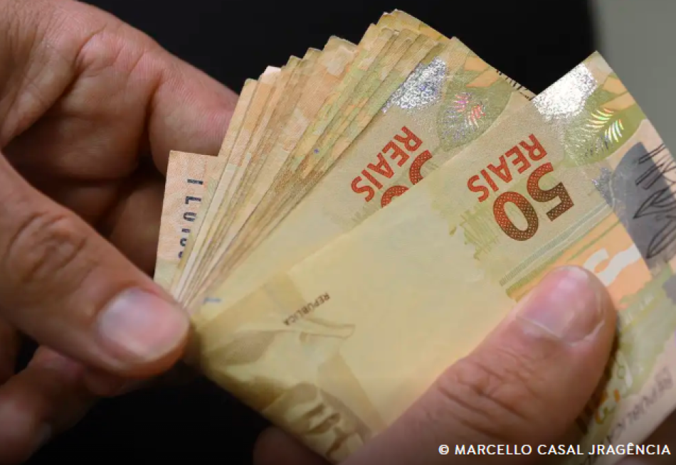 Caixa Econômica Federal efetua pagamento do Bolsa Família a beneficiários com NIS final 3