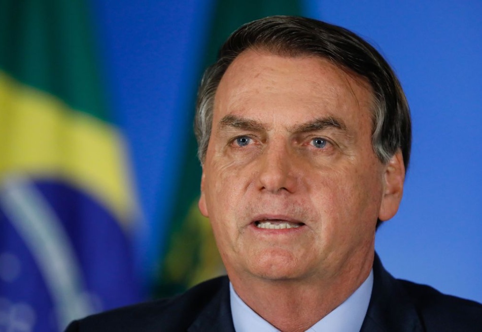 Bolsonaro afirmou nesta terça-feira que perpetuar medidas de socorro a população seria "caminho certo para o insucesso"