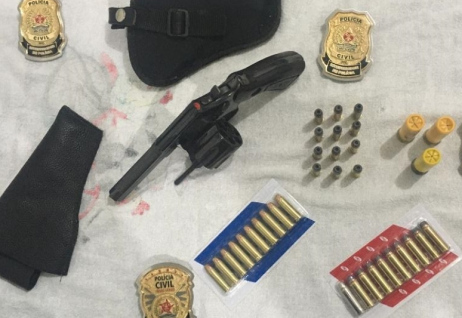 Acusado de filmar a enteada trocando de roupa foi preso pela Polícia Civil em Nova Serrana