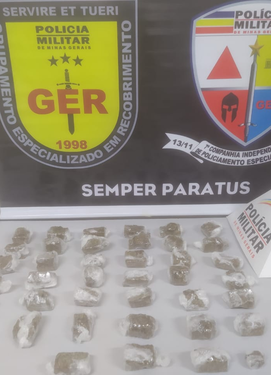 Homem é preso em Itaúna com 40 tabletes de maconha