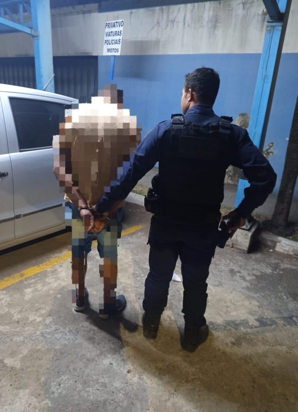 Guarda Civil Municipal detém indivíduo por violência doméstica na área central da cidade