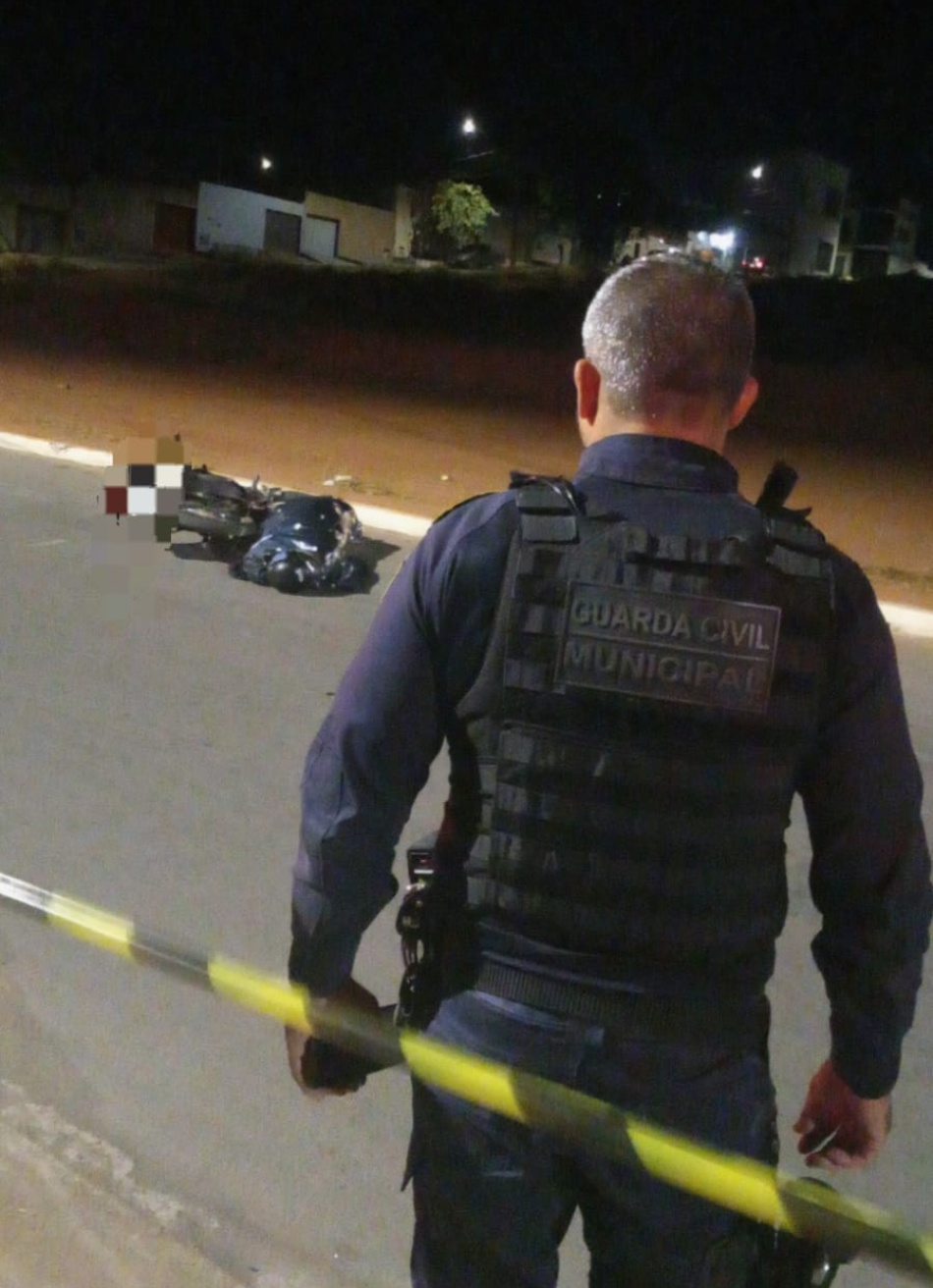 Jovem é morto a tiros em via pública no bairro Concesso Elias, em Nova Serrana