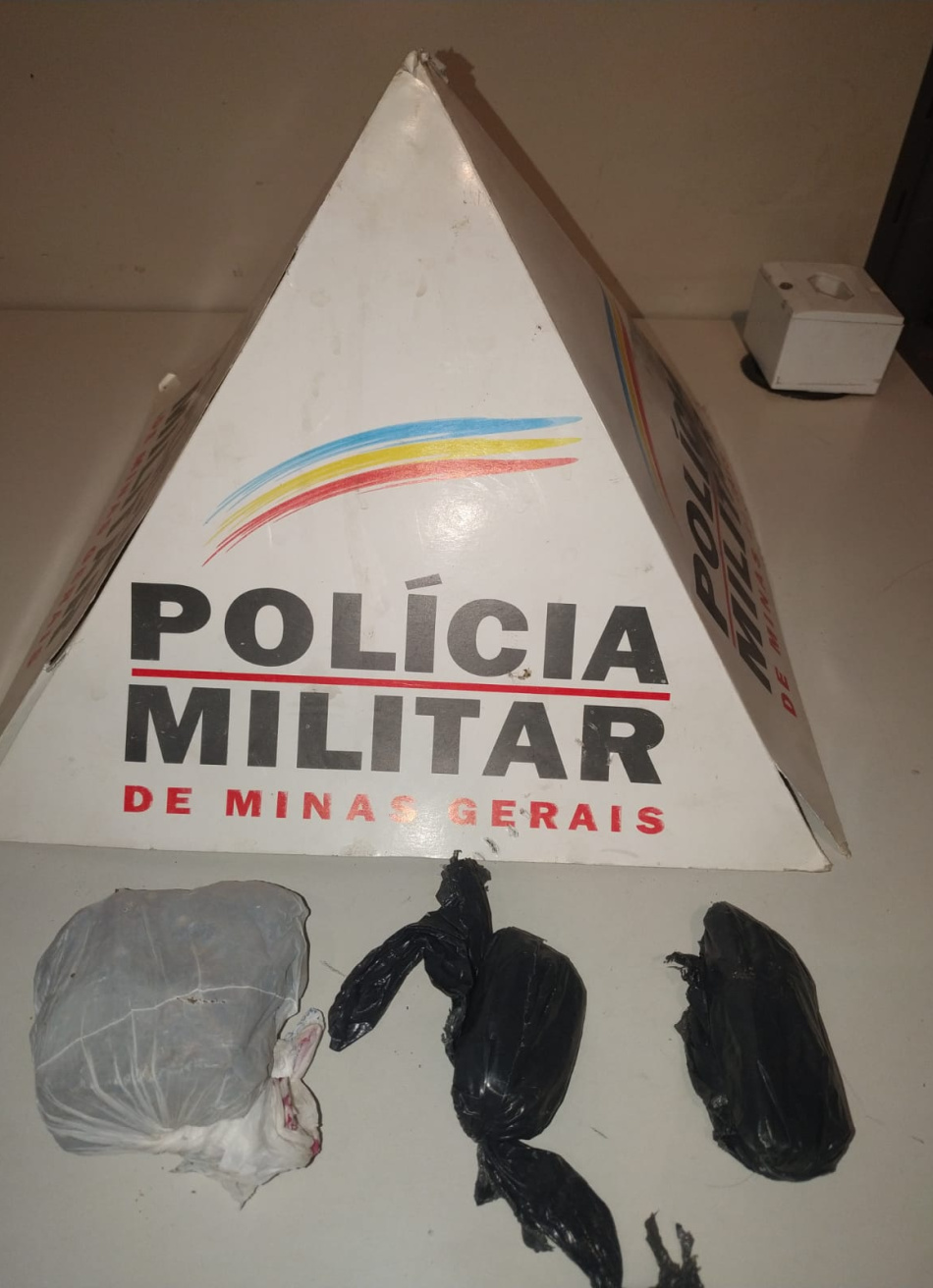 Rapaz é preso em Divinópolis acusado de agressão e tráfico de drogas