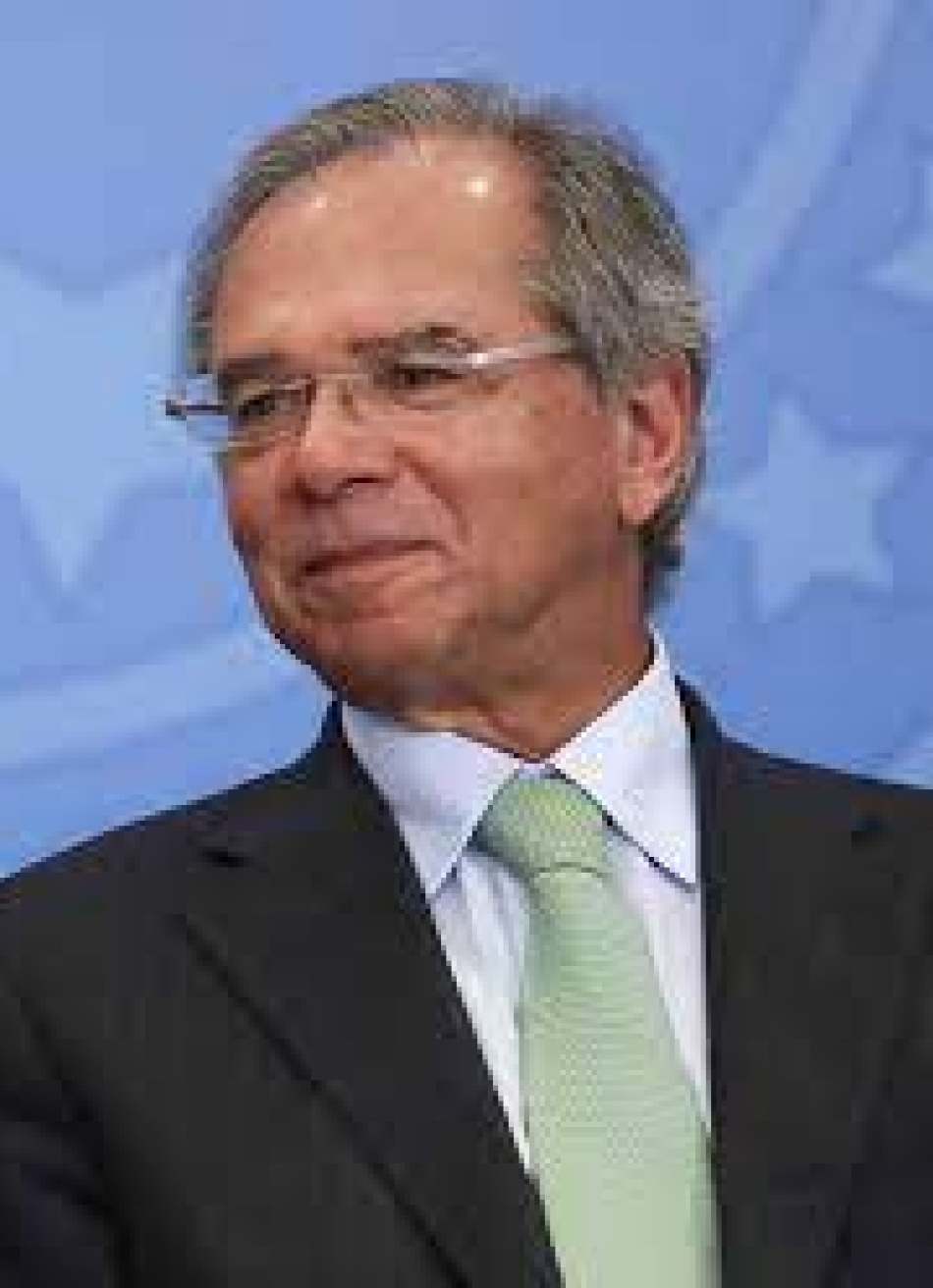 Paulo Guedes anuncia prorrogação do auxílio emergencial por pelo menos dois meses