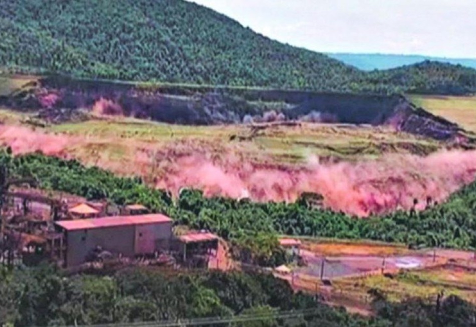 Prefeitos de cidades atingidas pelo rompimento da barragem de Brumadinho cobram da Vale ações de recuperação da bacia e pagamento de indenizações
