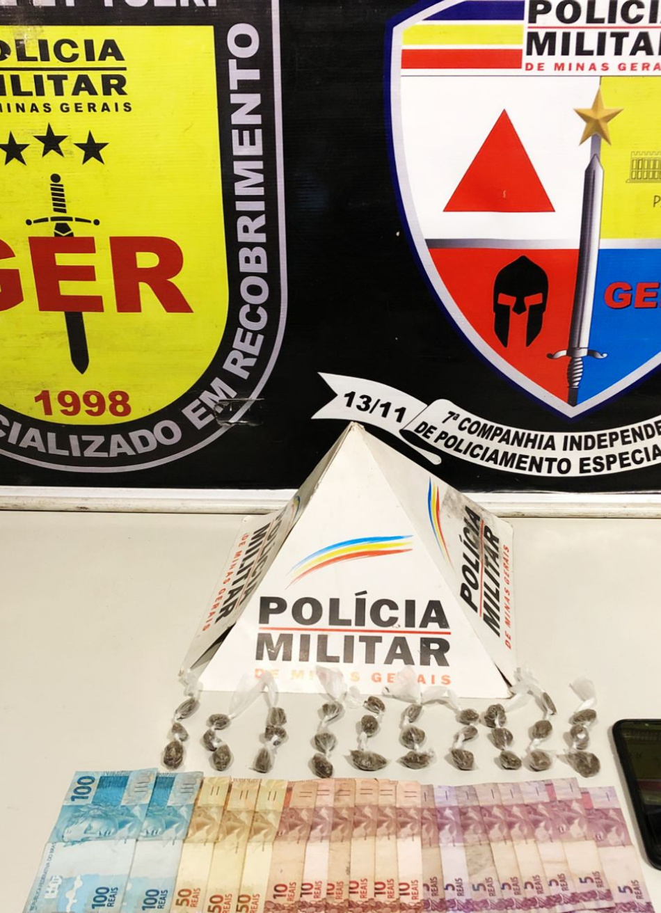 Polícia Militar prendeu três homens em Divinópolis por envolvimento com o tráfico de drogas