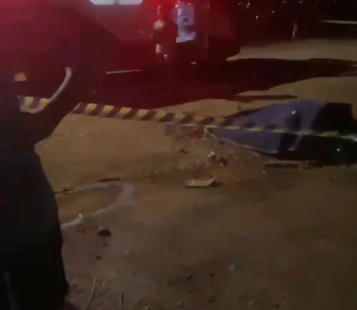 Tragédia no trânsito: mulher de 25 anos morre em colisão entre moto e carro em Pará de Minas