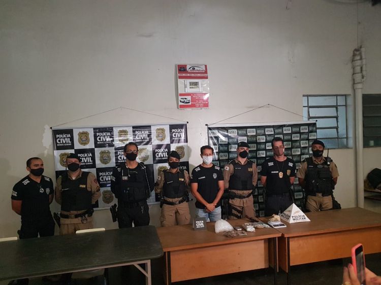 Operação 'Cobra' cumpre mandados de busca e apreensão em Papagaios e prende suspeitos