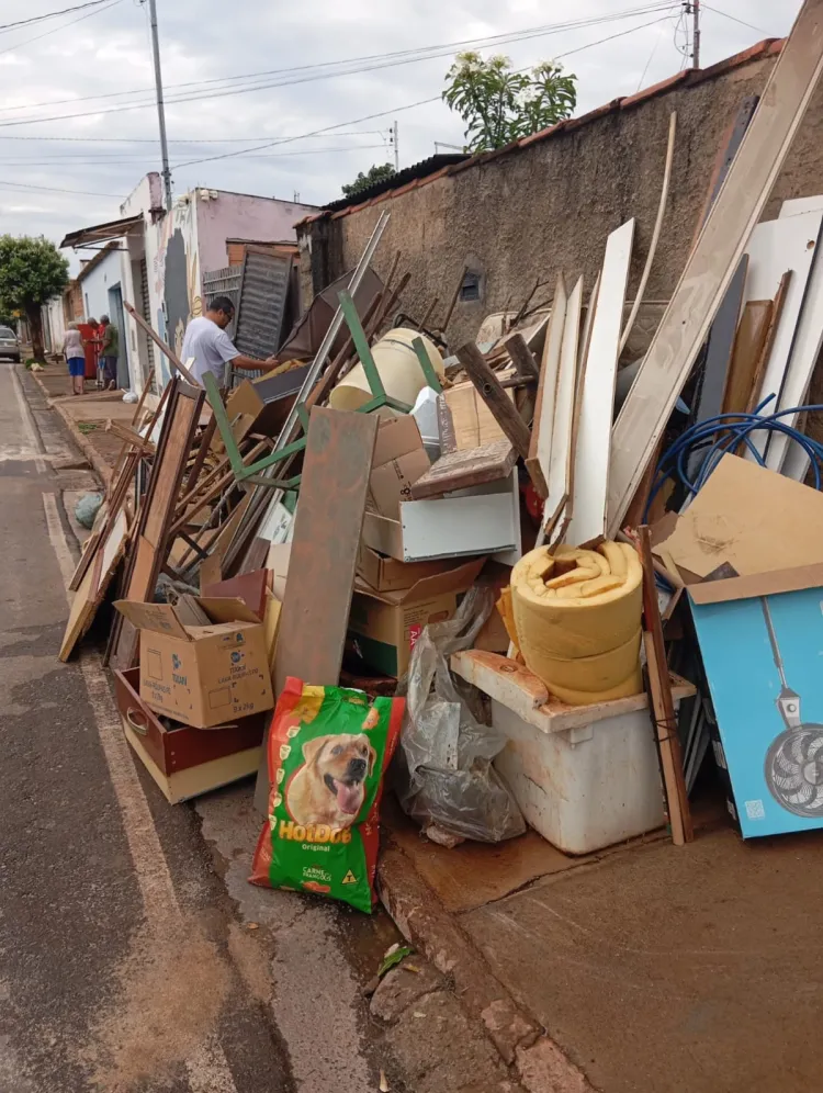 Mutirão de limpeza será realizado em Tavares para combater focos de dengue