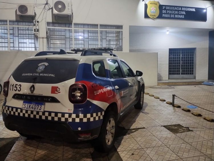 Gcm de Pará de Minas apreende adolescente por ameaça e desobediência após descumprimento de medida protetiva