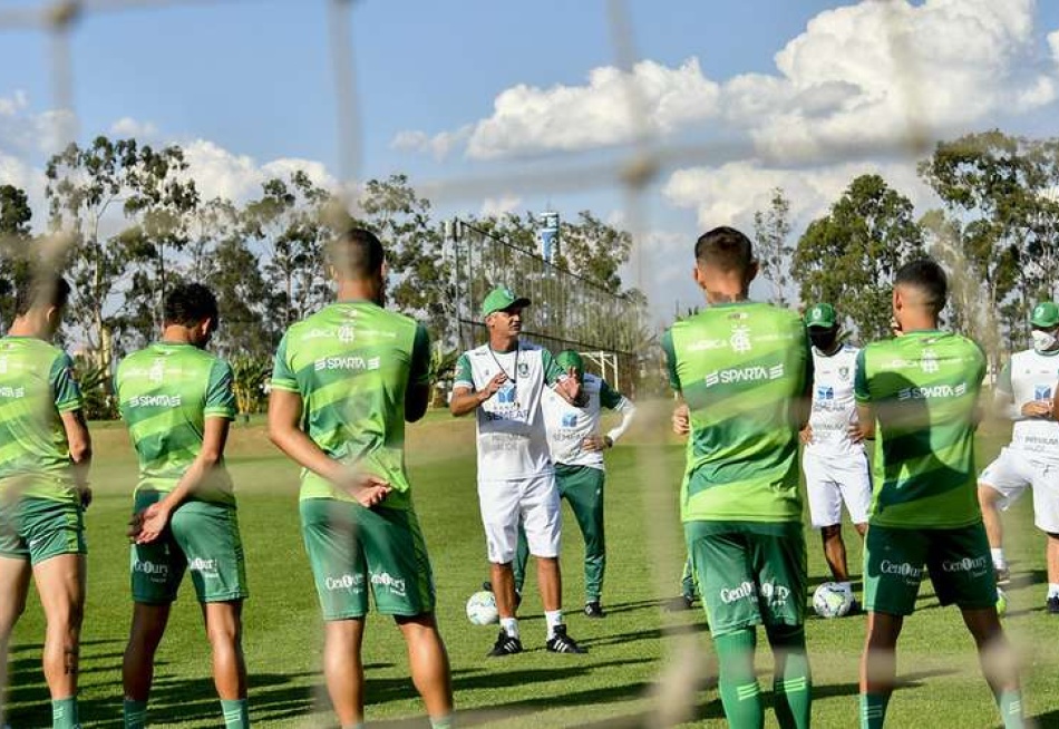 América pega a Chapecoense e pode assumir a liderança da Série B