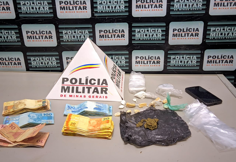 Através de denúncia, Polícia Militar prende homem no bairro JK acusado de tráfico de drogas