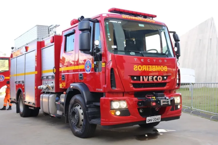 Incêndio atinge residência e deixa cadeirante ferido em Bom Despacho