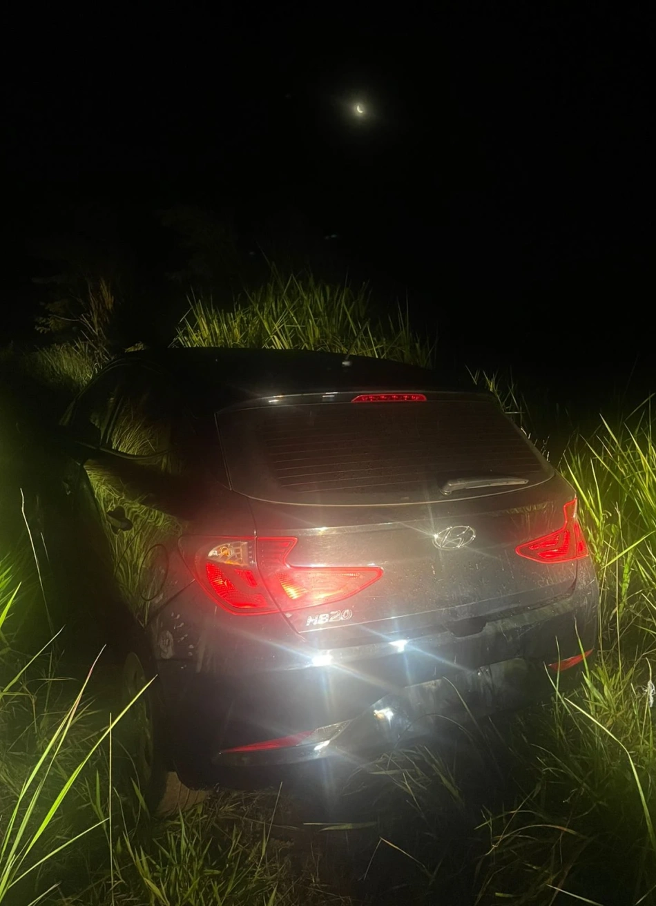 Polícia Militar localiza veículo furtado na BR-262