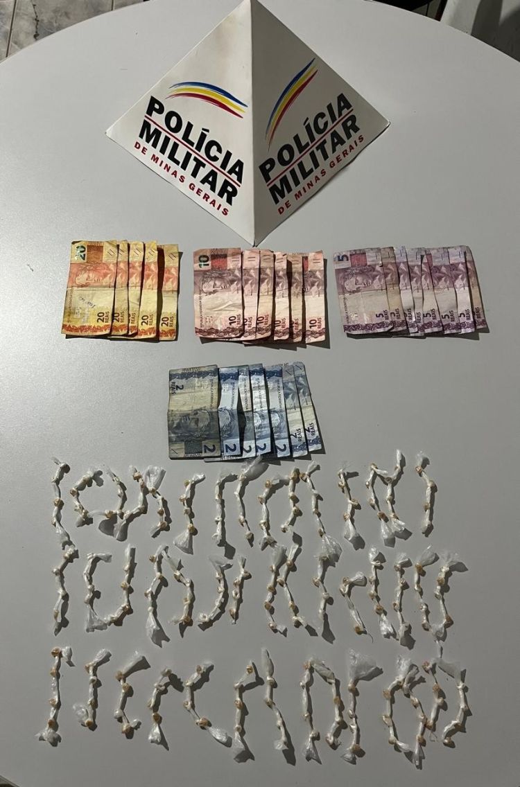 Papagaios/MG – Homem é preso por tráfico de drogas após abordagem da Polícia Militar