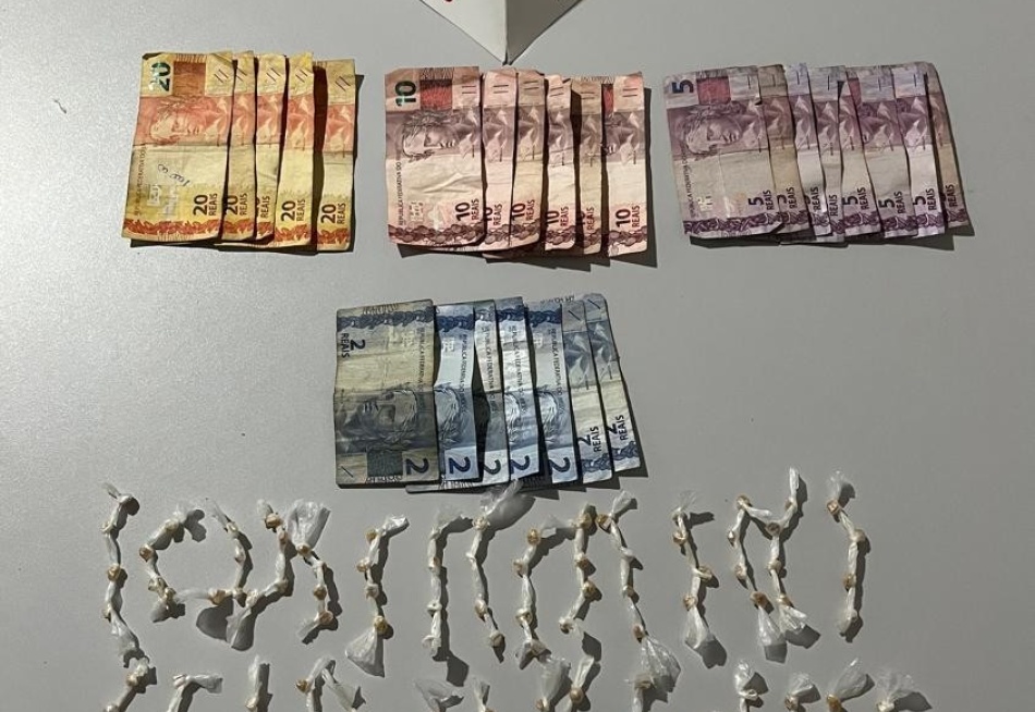 Papagaios/MG – Homem é preso por tráfico de drogas após abordagem da Polícia Militar