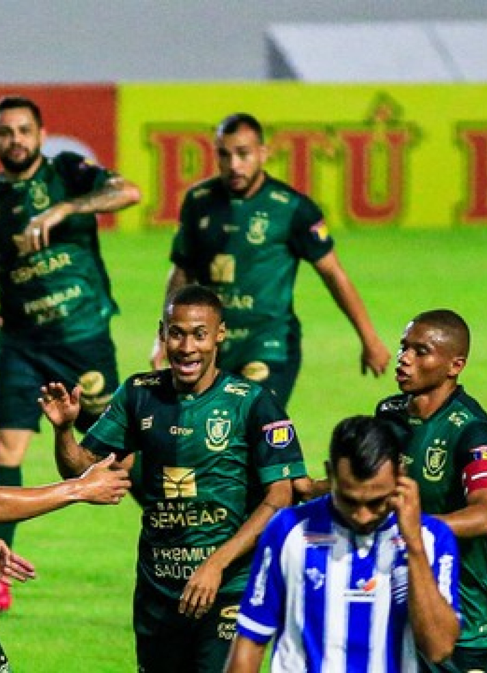 América vence o CSA e mantém vice-liderança da Série B