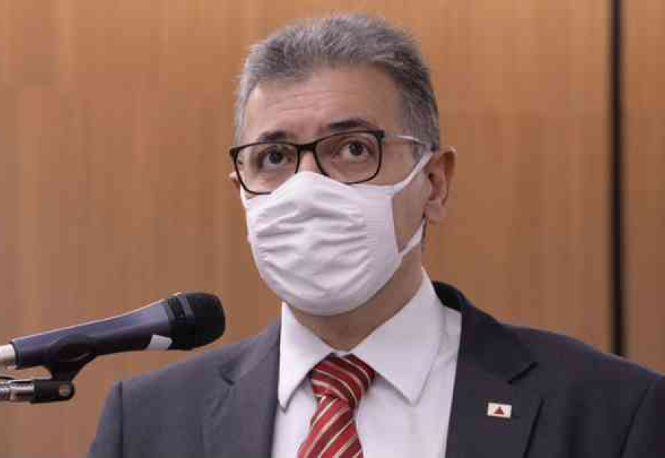 Secretário de Saúde de Minas Gerais fala em vacina contra a Covid-19 para janeiro de 2021