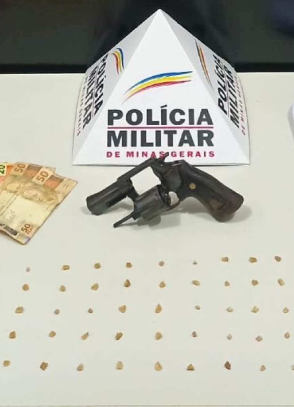 Pará de Minas – PM prende indivíduos por Tráfico de Drogas e posse ilegal de arma de fogo