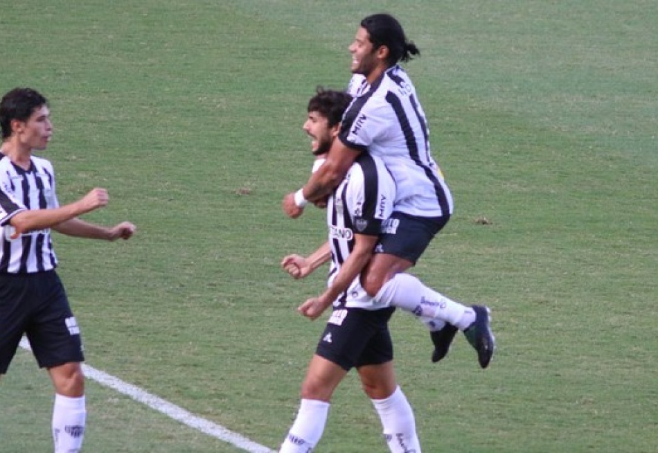 Atlético vence o Patrocinense, mantém 100% de aproveitamento e segue líder do Campeonato Mineiro