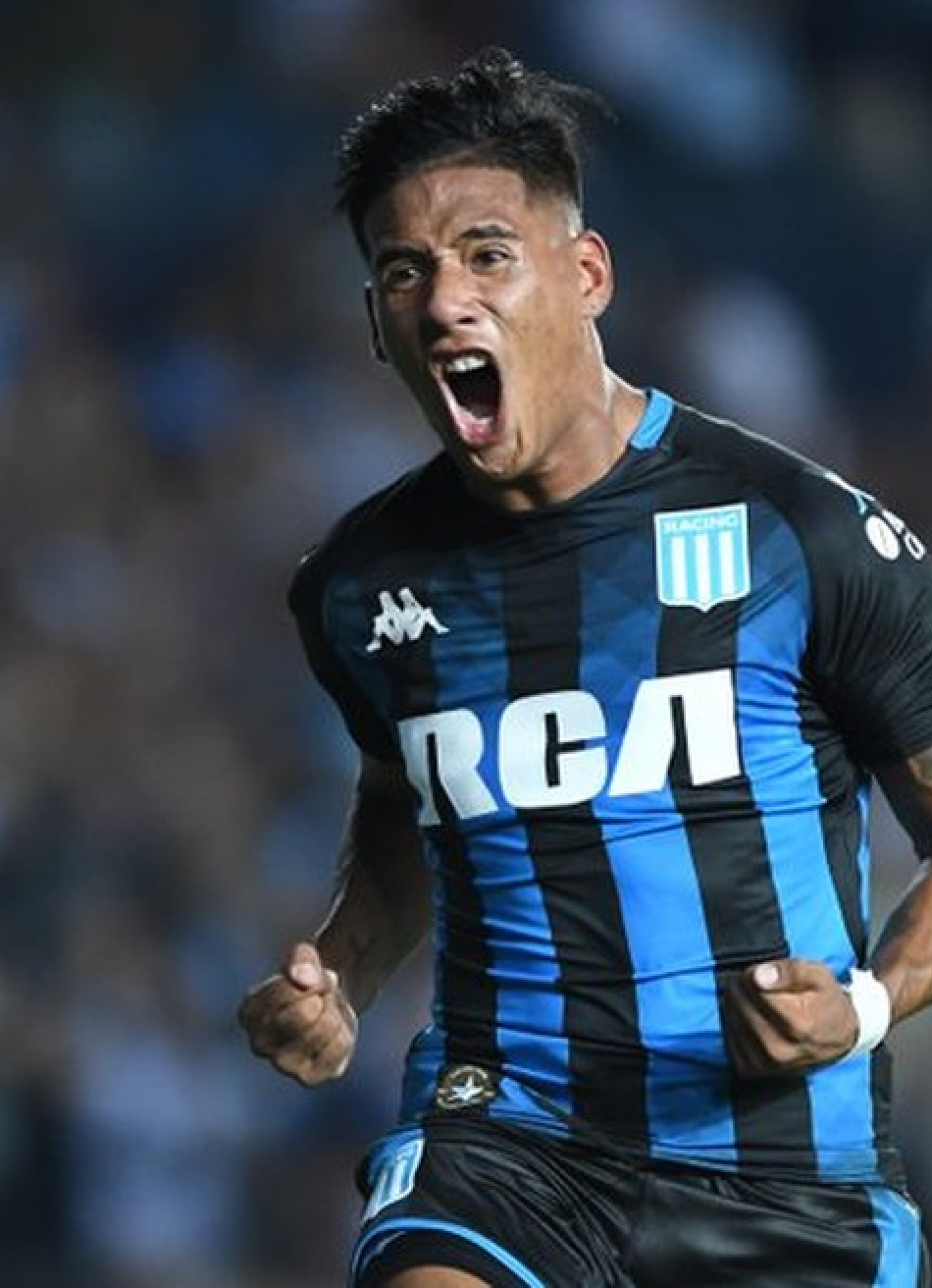 Pelo Twitter, presidente do Atlético confirmou contratação de meia argentino de 22 anos