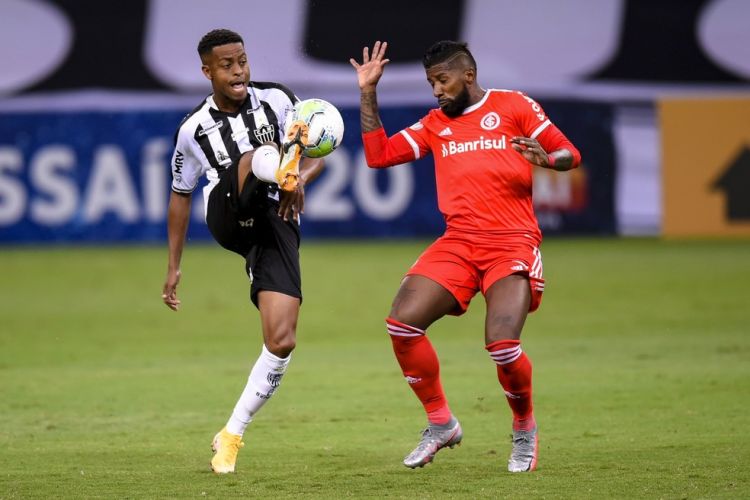 Atlético cede o empate ao Inter e desperdiça chance de encostar no líder São Paulo