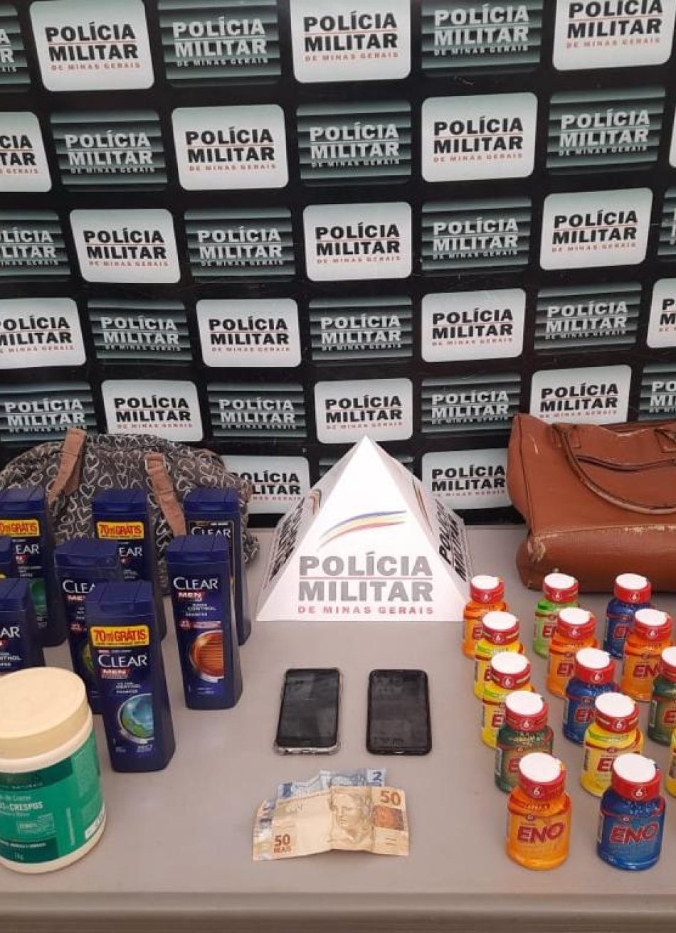 Mulher e adolescente são presas em Pará de Minas acusadas de roubo a uma farmácia e um supermercado