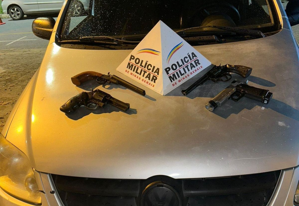 Ação conjunta entre policiais militares de Pará de Minas, Pequi  e Betim, resulta em prisão de suspeitos de cometerem roubo na cidade de Pequi.