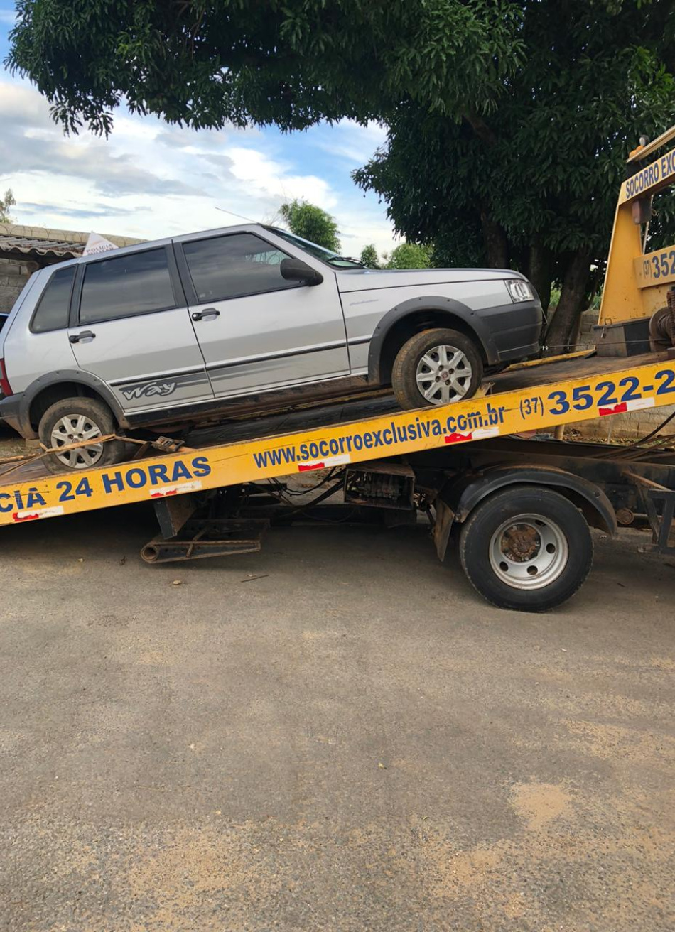 Polícia Militar prende em Martinho Campos homem que armado de uma faca roubou um carro em Pará de Minas