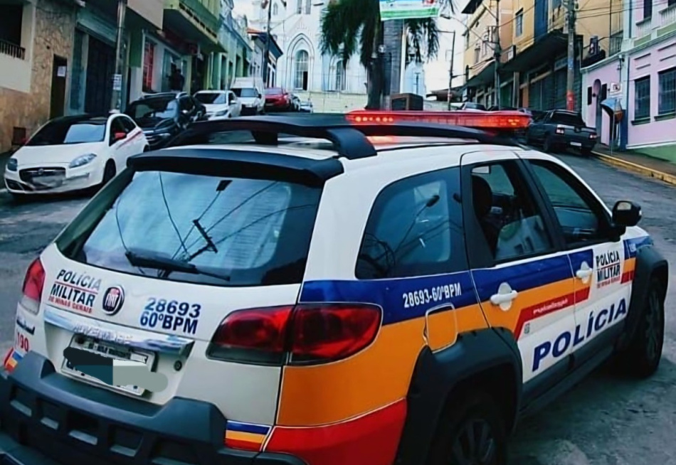 PITANGUI/MG – FORAGIDO DA JUSTIÇA É DETIDO PELA POLÍCIA MILITAR DURANTE PATRULHAMENTO