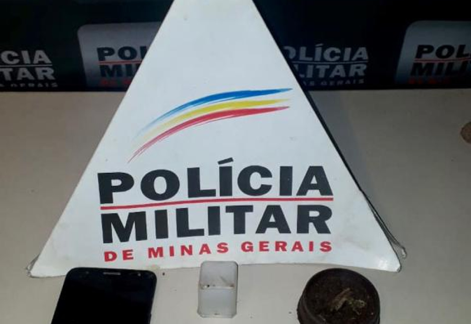 Operação Conjunta da PM em Divinópolis apreende drogas e notifica estabelecimentos