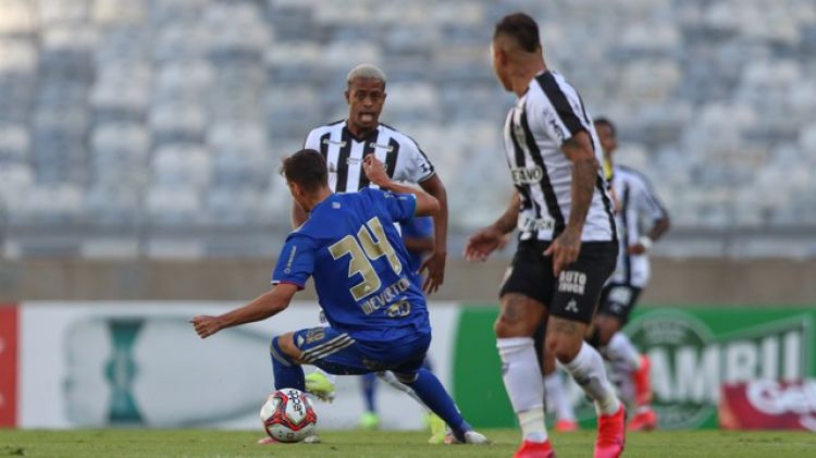 Cruzeiro vence clássico contra o Atlético e assume a vice-liderança do Campeonato Mineiro