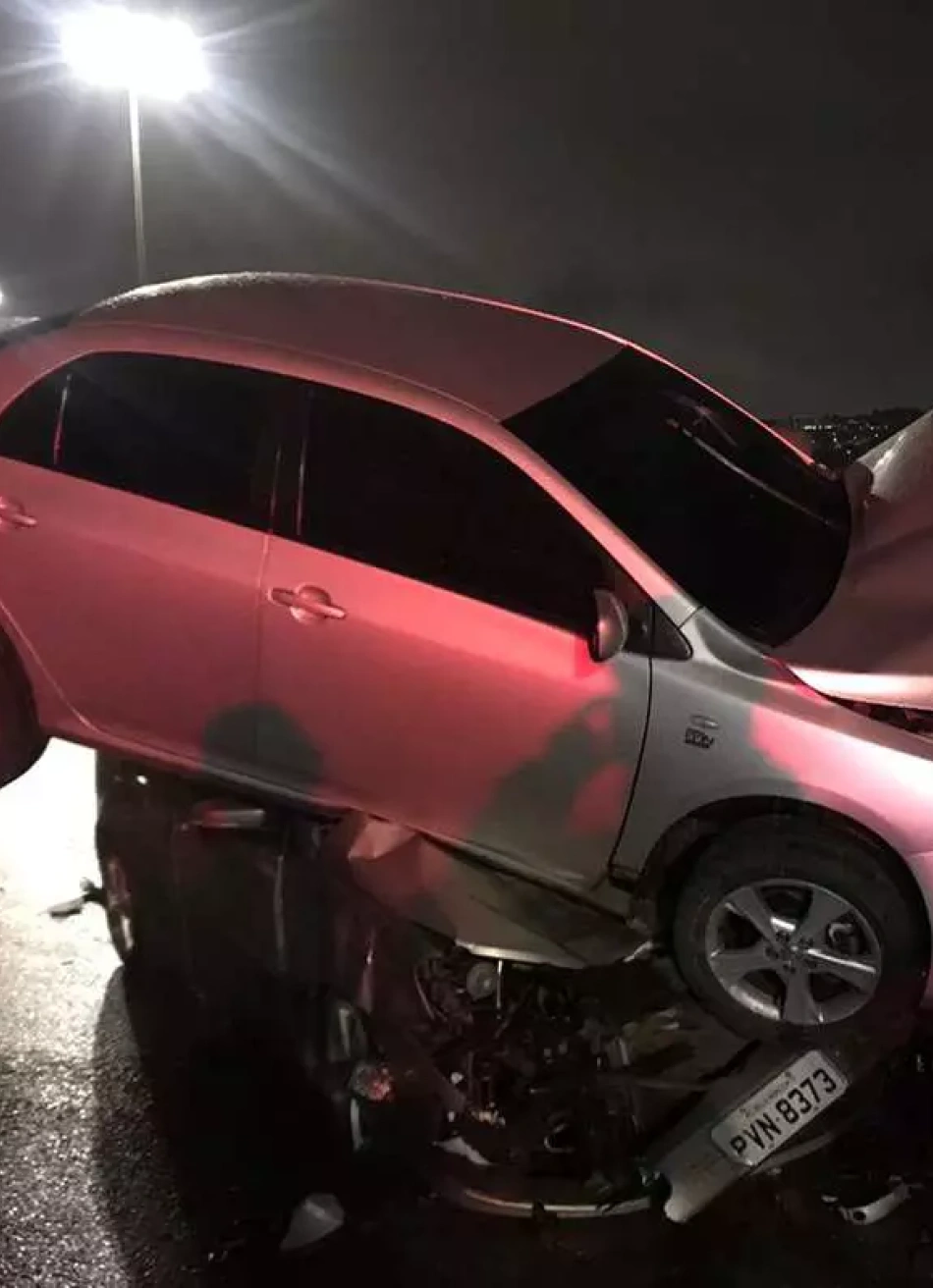 Motoristas escapam ilesos de grave acidente no Anel Rodoviário