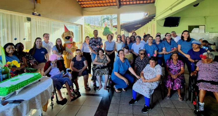 Na última segunda-feira, 25 de agosto, a Cidade Ozanan foi contemplada com a entrega simbólica