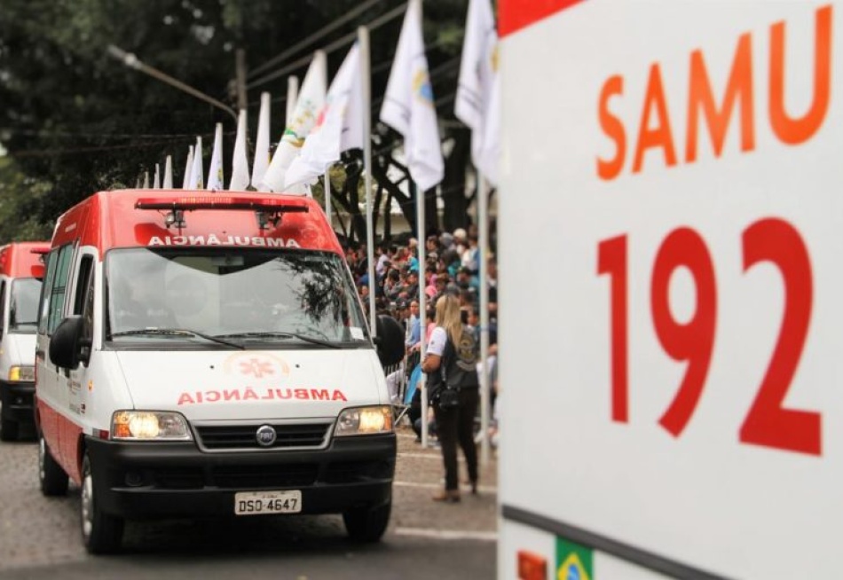 Menina de 10 anos morre após capotamento de um carro na MG-345, entre Divinópolis e Carmo do Cajuru