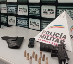 PM prende suspeito portando arma de fogo de uso restrito no bairro Padre Libério.