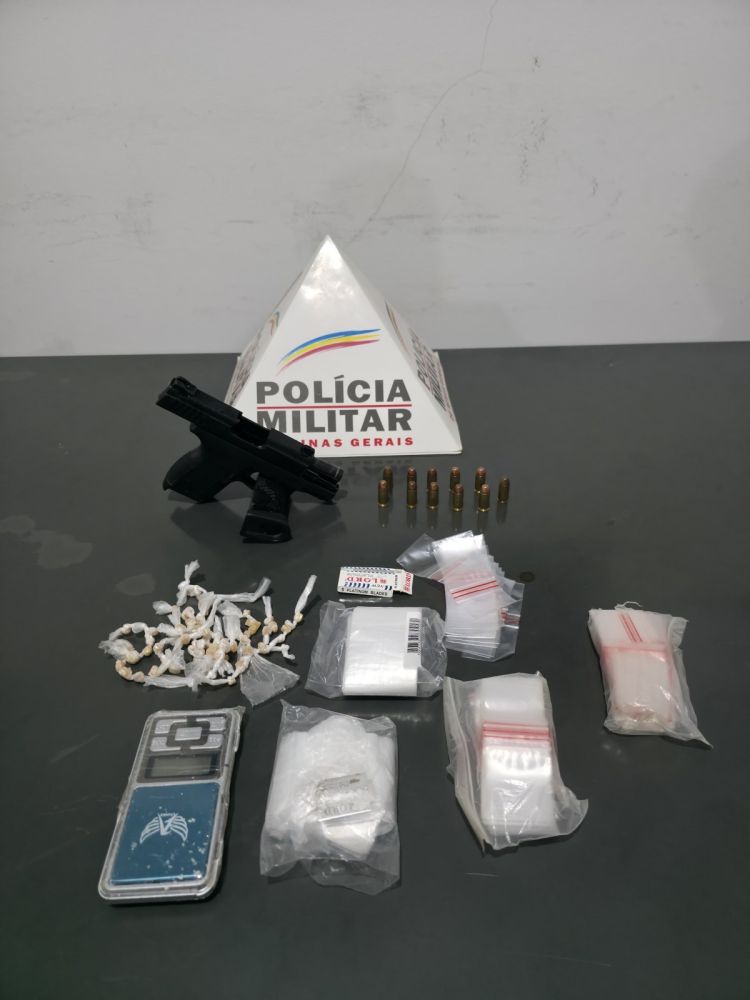 Papagaios - PM prende indivíduo por tráfico de drogas e porte ilegal de arma de fogo.