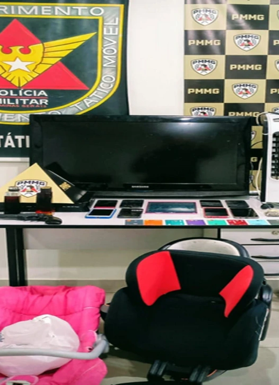 POLÍCIA MILITAR APREENDE MATERIAIS ROUBADOS E DETÉM SUSPEITOS EM PITANGUI