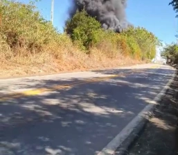 Incêndio de grandes proporções atinge indústria em Perdigão; três pessoas sofrem queimaduras graves