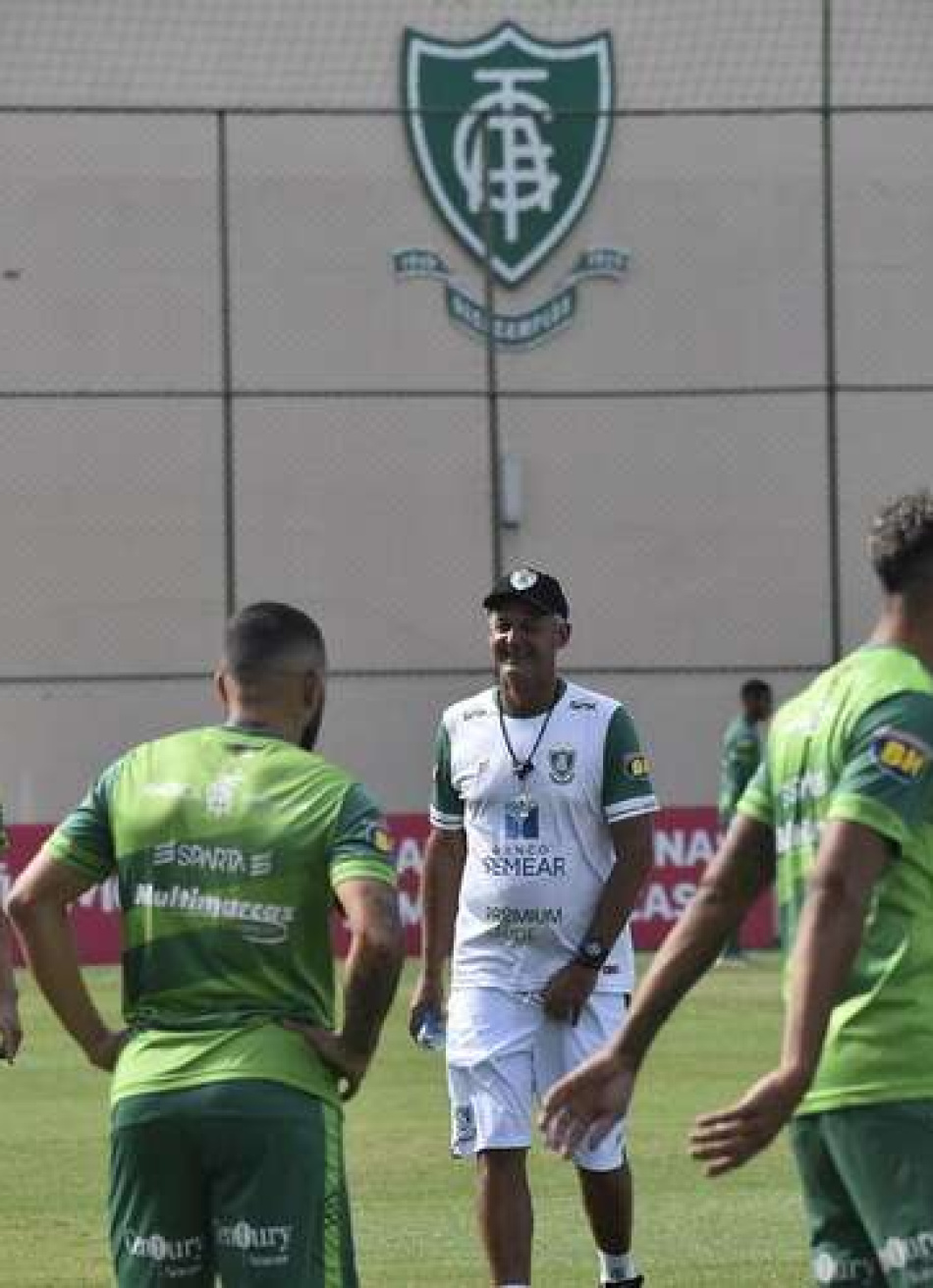 América enfrenta o Náutico para confirmar o acesso à elite do futebol brasileiro