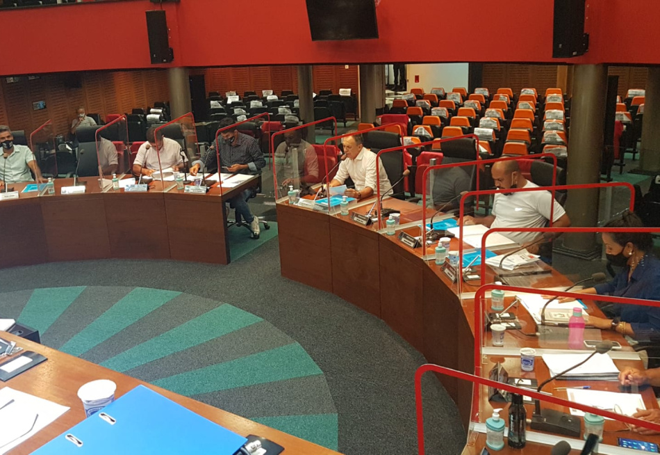 Novo pedido de vistas adia votação do projeto que determina o fim do Nepotismo em Pará de Minas