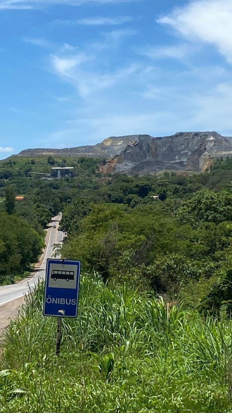 Desmoronamento de Pilha de Rejeitos na Mina de Turmalina em Conceição do Pará Mobiliza Corpo de Bombeiros